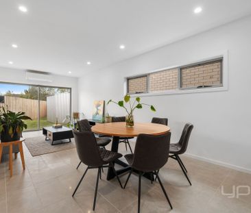 BRAND NEW 3 BEDROOM HOME - Photo 4