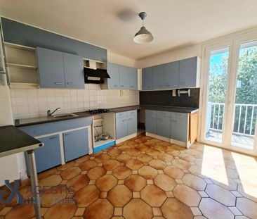 Location Maison 4 pièces 92m² CASTRES 81100 - Photo 4