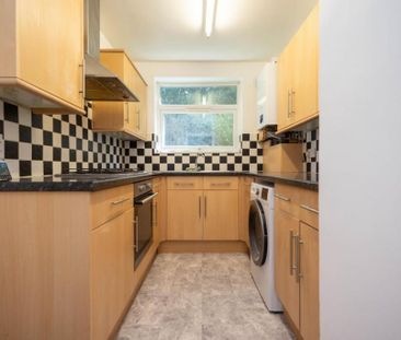 2 bedroom ground floor flat to rent - Photo 5