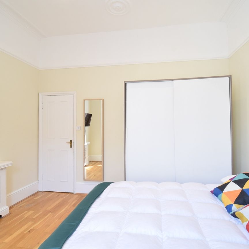 Room in a Shared Flat, Ongar Road, SW6 - Photo 1