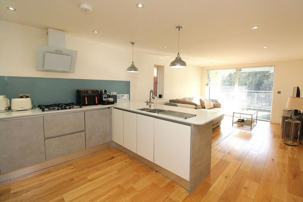 2 bedroom apartment to rent - Photo 1