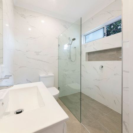 Stylish 2 Bedroom Granny Flat - Photo 4