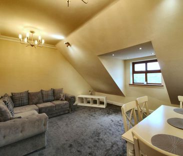 3 bedroom flat to rent - Photo 6