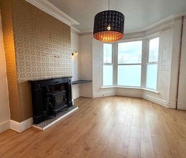 6 bedroom terraced house to rent - Photo 1