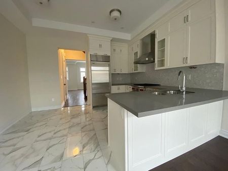 For Lease - 63 New Yorkton Avenue, Markham, Ontario - Photo 5