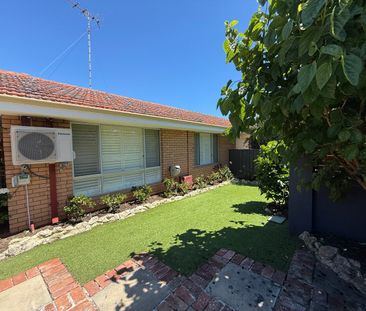 B/33 Winterfold Road, Hamilton Hill, WA 6163 - Photo 1