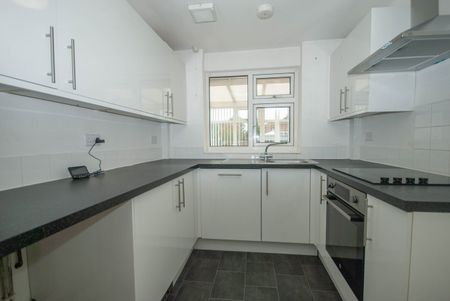 Chaucer Road, Hillside, Rugby, CV22 - Photo 5