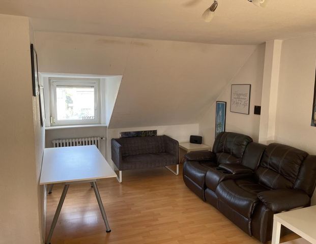 Privat zu Vermietien: Küche, Bad, Internet und Gästezimmer - Foto 1