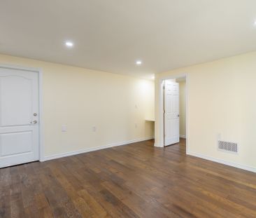 For Lease - 841 Magnolia Terrace, Milton, Ontario - Photo 2