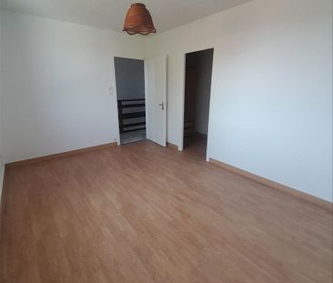 5 pièces - 122 m² - RDC - Colocation non autorisée - Photo 2