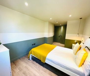 Room in a Shared Flat, Malpas Road, SE4 - Photo 3