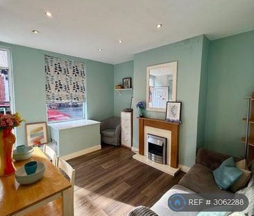 4 bedroom end of terrace house to rent - Photo 5