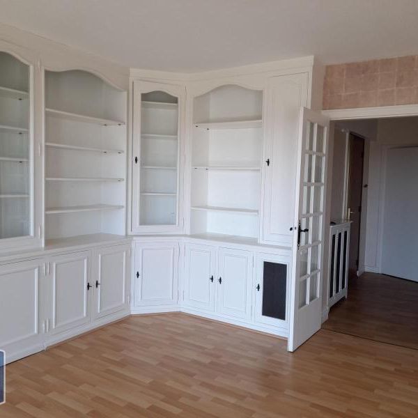 Location Appartement 5 pièces 108m² BOURG EN BRESSE 01000 - Photo 1