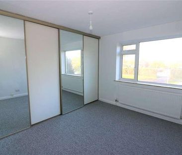 Snakes Lane, Southend-on-sea, Essex, SS2 - Photo 6