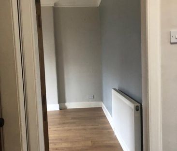 3 Bed Terraced House, Parkhill Road, G43 - Photo 3