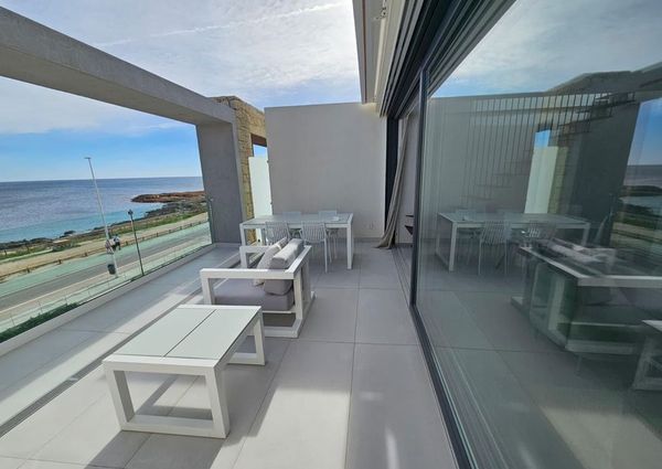 3 room luxury penthouse for rent in Javea, Spain