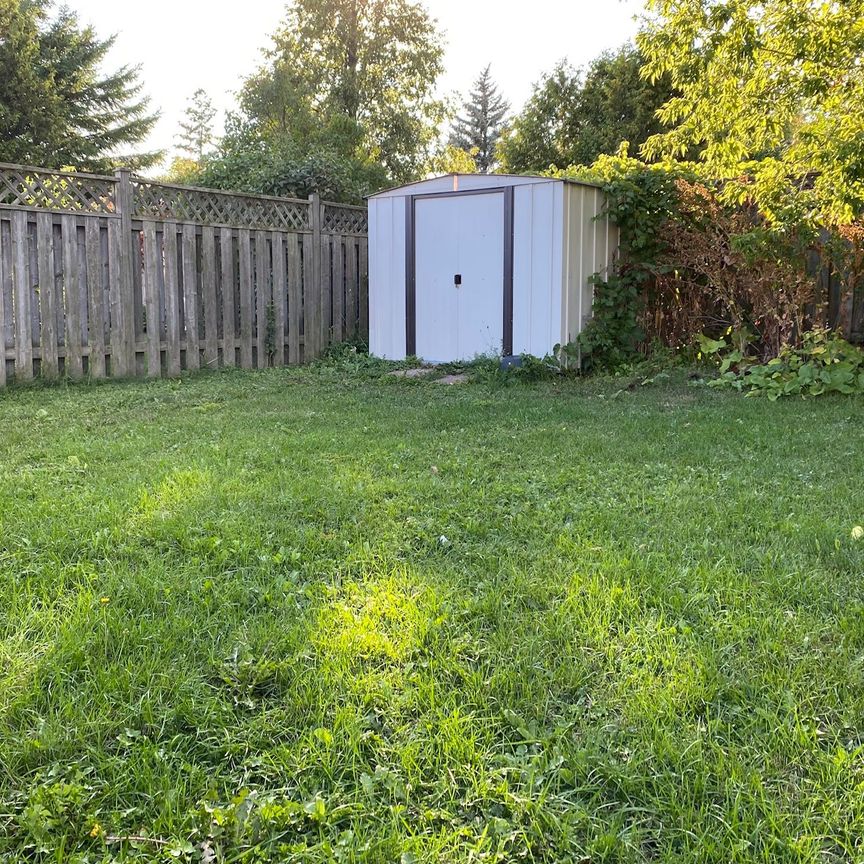 For Lease - 640 Netherton Crescent Unit# Lower, Mississauga, Ontario - Photo 1