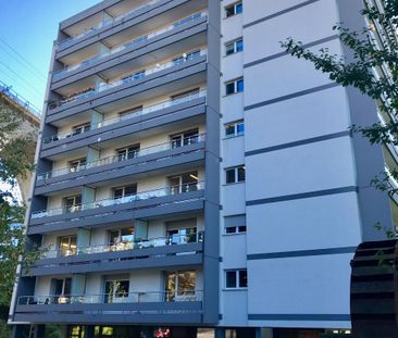 Appartement rénové de 2.5 pièces au 4ème étage - Photo 6