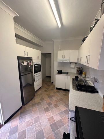 Kogarah - Photo 4