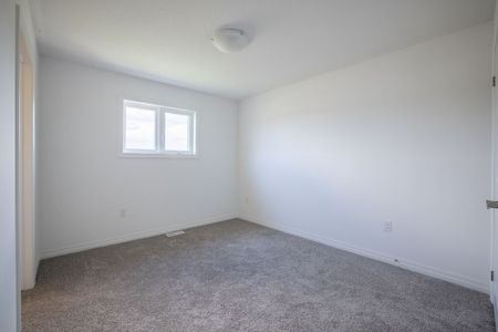 For Lease - 158 Hillcrest Road Unit# Main, Port Colborne, Ontario - Photo 5