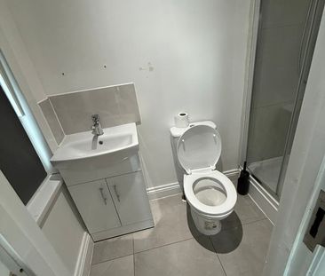Room in a Shared House, Ivy Road, NW2 - Photo 6