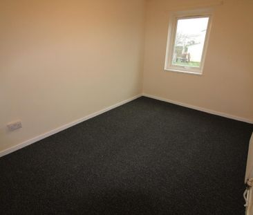2 bedroom maisonette to rent - Photo 3