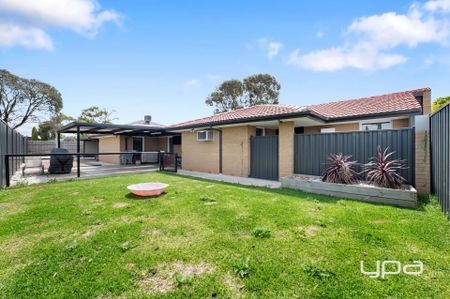 FULLY RENOVATED 4-BDRM FAMILY HOME IN MELTON WEST - Photo 3