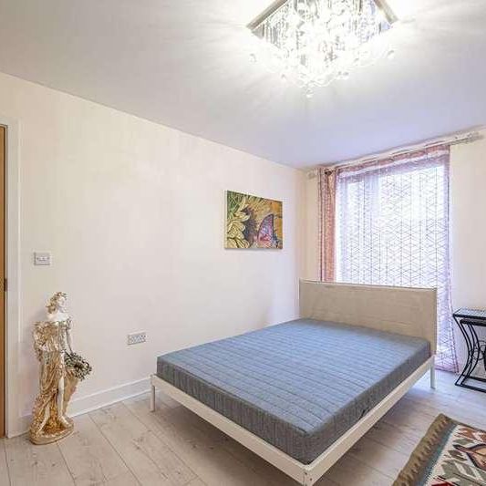 Needleman Close, Barnet, NW9 - Photo 1