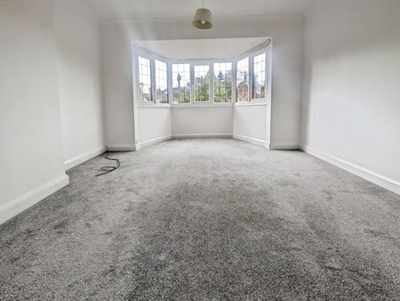 4 bedroom House To Let - Photo 3