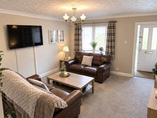 2 bedroom semi-detached house to rent - Photo 1