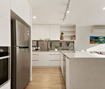 Stylish and spacious townhouse - Photo 6