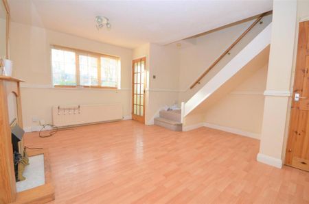 2 bedroom terraced house to rent - Photo 3