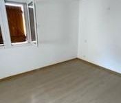 Location Appartement 2 pièces 54m² TOURVES 83170 - Photo 4