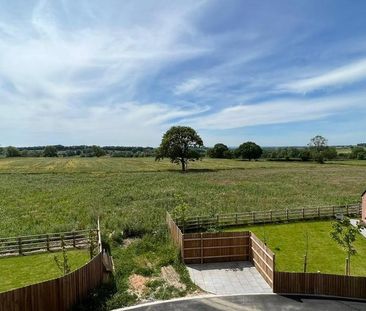 5 bedroom detached house to rent - Photo 1