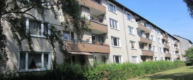 Schöne 3-Zimmer-Wohnung mit Balkon - Foto 1