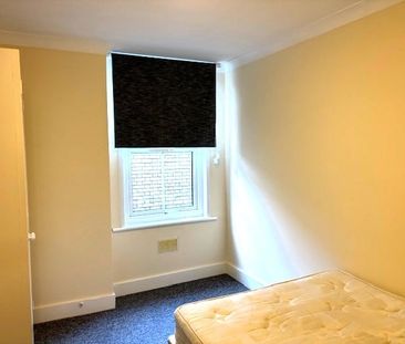 2 Bed Flat, Stamford Buildings, SW8 - Photo 4