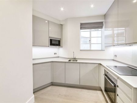 *Maximum occupancy of two sharers* Recently refurbished three bedroom flat in a portered building located at Brompton Cross in the heart of South Kensington. - Photo 5