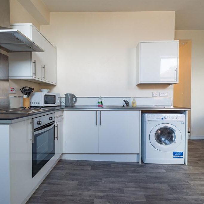 3 bedroom apartment to rent - Photo 1