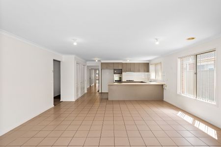 Positioned in the prime Hunt Club Estate of Cranbourne East. - Photo 3