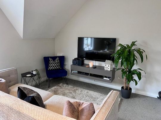 Apt 6 1 Loughan Hall, Comber Road, Dundonald, BT16 2FN - Photo 1