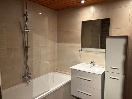 OORDEGEM - Tweeslaapkamerappartement op centrale ligging - Photo 4