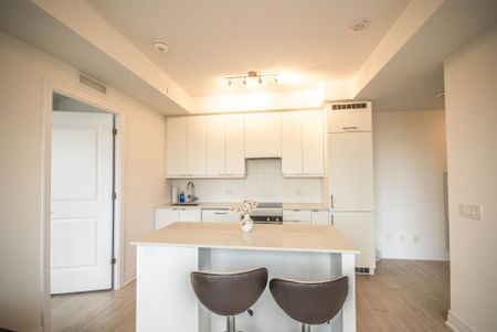 For Lease - 30 Elm Drive Unit# 704, Mississauga, Ontario - Photo 3