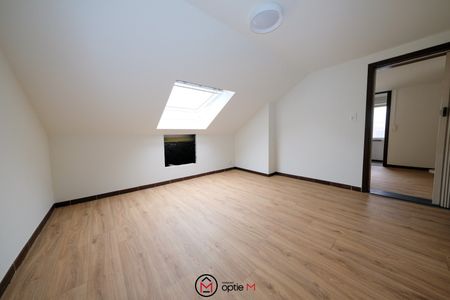 RUIME WONING MET 3 SLAAPKAMERS EN POLYVALENTE RUIMTE - Photo 4