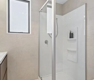 Onehunga 4 bedroom - Photo 3