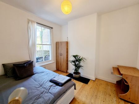 Calverley Grove, N19 3LQ, Archway - Photo 4