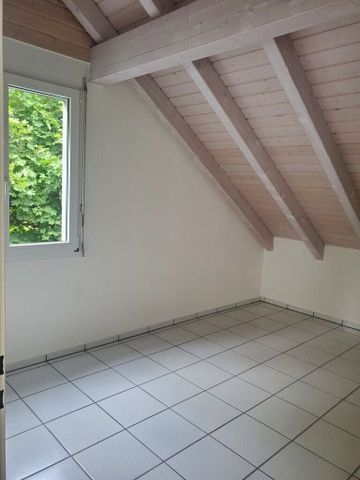 Unique opportunity - charming penthouse apartment in a quiet location! - Foto 2