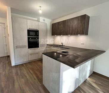 Exclusivity – Villa – 3 bedrooms – 2 bathrooms – - Parking spaces - Foto 1