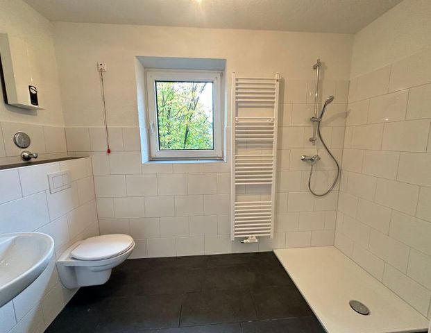 Seniorenwohnung für ZWEI Personen mit WBS!! - Photo 1