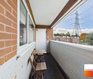 2 bedroom detached house to rent - Photo 2