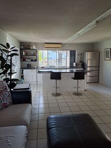 North Ward - Photo 4